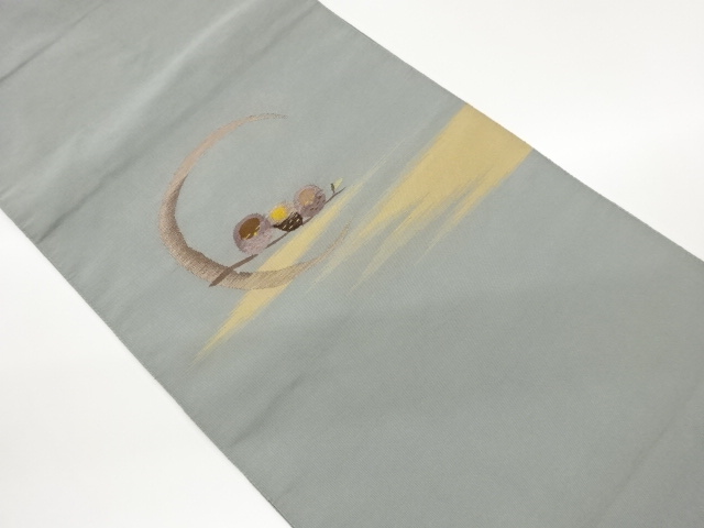 綴れ月に梟・霞模様織出し名古屋帯